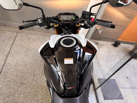 SUZUKI GSX-S 750