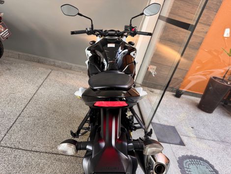 SUZUKI GSX-S 750