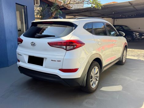 Hyundai Tucson Turbo GLS