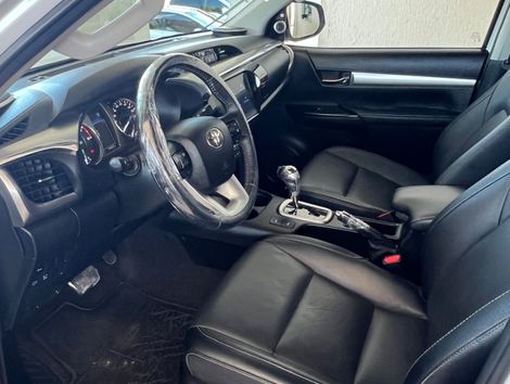 Toyota Hilux CD SRX 4x4 2.8 TDI 16V Diesel Aut.