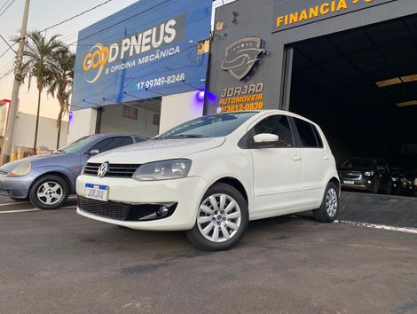 VolksWagen Fox 1.6 Mi Total Flex 8V 5p