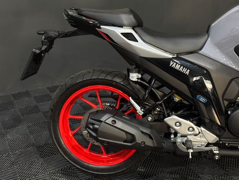 YAMAHA FZ25 250 FAZER CONNECTED