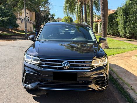 VolksWagen TIGUAN Allspac R-Line 300 TSI 2.0 