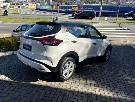 Nissan KICKS Active 1.6 16V Flex Aut.