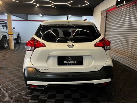 Nissan KICKS SL 1.6 16V FlexStar 5p Aut.
