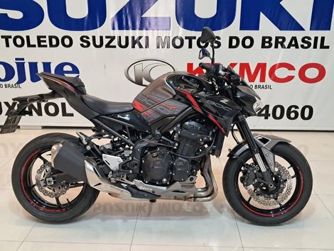 KAWASAKI Z900