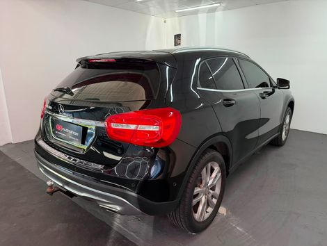 Mercedes GLA 200 Advance 1.6/1.6 TB 16V Flex Aut.