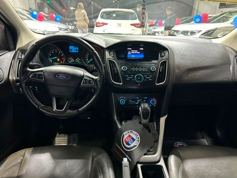 Ford Focus 2.0 16V/SE/SE Plus Flex 5p Aut.