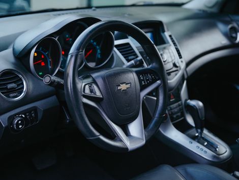Chevrolet CRUZE LT 1.8 16V FlexPower 4p Aut.