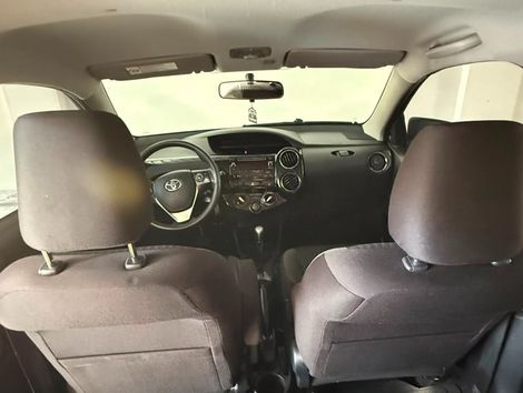 Toyota ETIOS X Plus 1.5 Flex 16V 5p Aut.