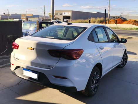Chevrolet ONIX SEDAN Plus LT 1.0 12V Flex 4p Mec.