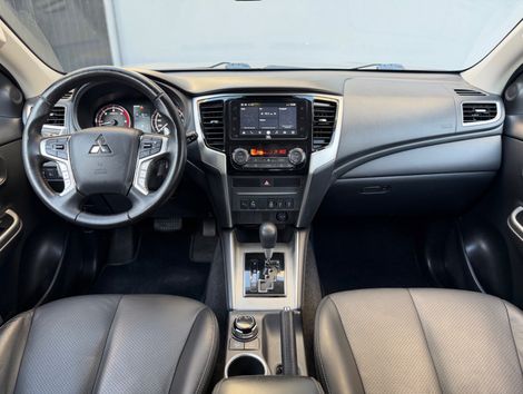 Mitsubishi L200 Triton Sport HPE-S 2.4 CD Dies. Aut