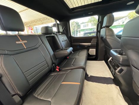 Ford F-150 Platinum 4x4 5.0 V8