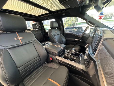 Ford F-150 Platinum 4x4 5.0 V8