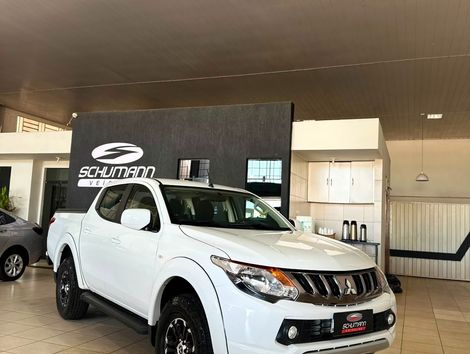 Mitsubishi L200 Triton Sport GLS 2.4 CD Diesel Aut.