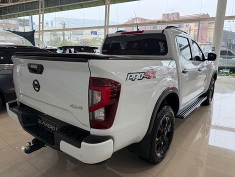 Nissan Frontier PRO4X CD 4x4 2.3 Bi-TB Die. Aut