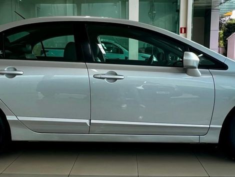 Honda Civic Sedan LXS 1.8/1.8 Flex 16V Mec. 4p