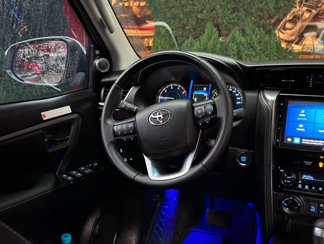 Toyota SRX 2.8 TURBO DIESEL 4X4 AUTOMÁTICO