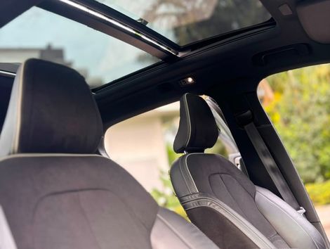 Volvo XC 40 T-5 R-DESIGN 1.5 FWD (Híbrido)