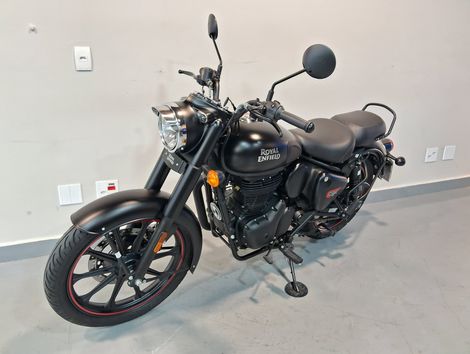 Royal Enfield Classic 350 Dark