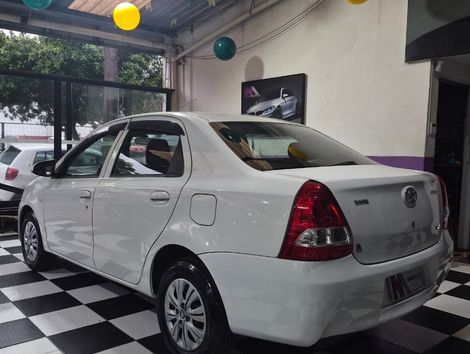 Toyota ETIOS X Sedan 1.5 Flex 16V 4p Mec.