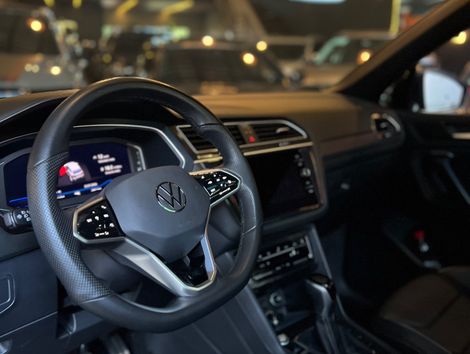 VolksWagen TIGUAN Allspac R-Line 300 TSI 2.0 