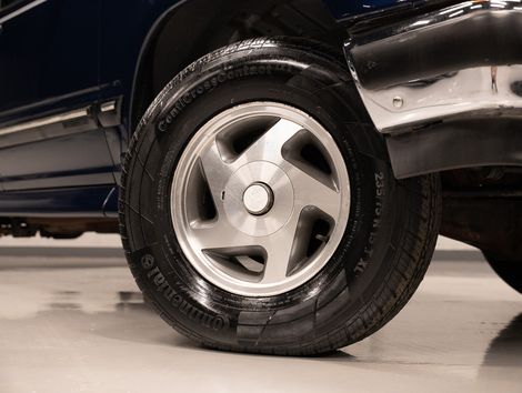 Ford Explorer XLT 4x4 4.0 V6
