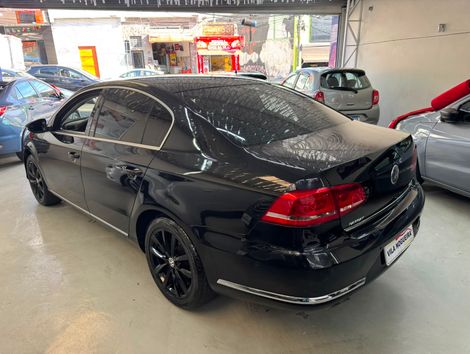 VolksWagen Passat TB 2.0 FSI/TSI 211cv Tiptronic 4p