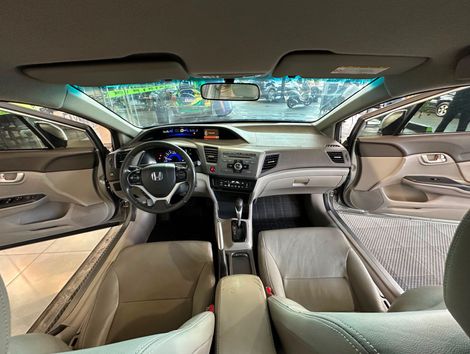 Honda Civic Sedan LXR 2.0 Flexone 16V Aut. 4p
