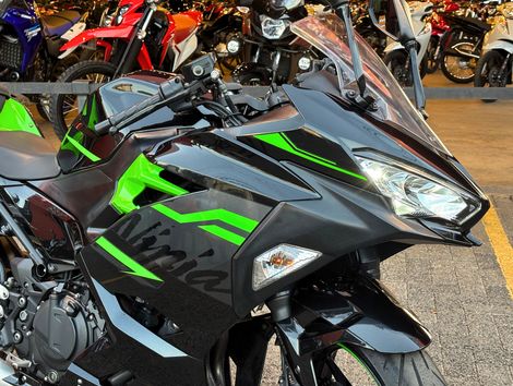 KAWASAKI NINJA 400