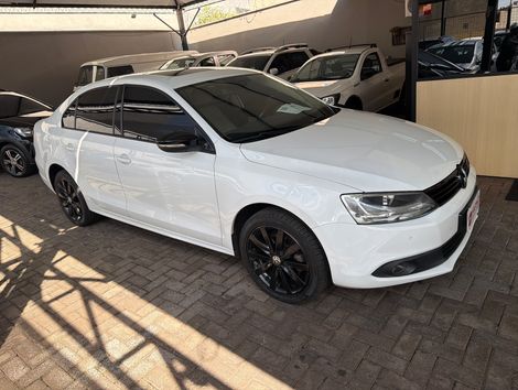 VolksWagen JETTA Comfortline 2.0 T.Flex 8V 4p Tipt.