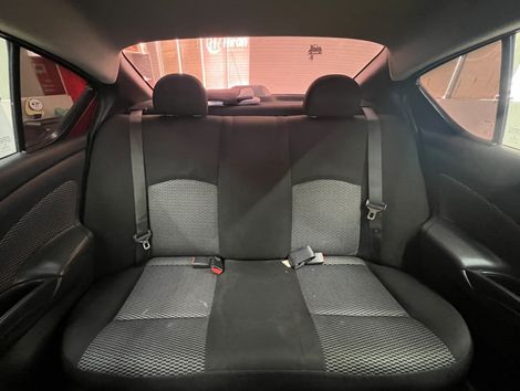 Nissan VERSA 1.0 12V FlexStart 4p Mec.