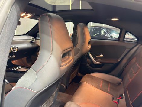 Mercedes CLA-200 AMG Line 1.3 TB 16V Aut. (Híb.)