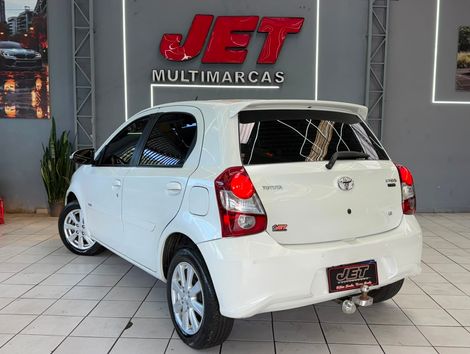 Toyota ETIOS X Plus 1.5 Flex 16V 5p Aut.
