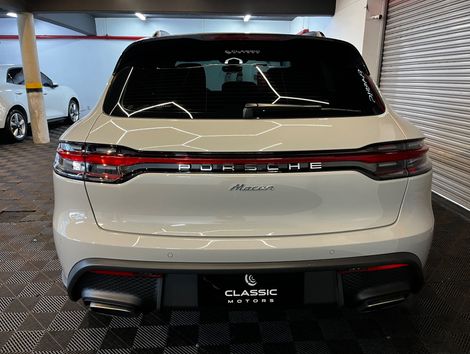 Porsche Macan 2.0 Turbo
