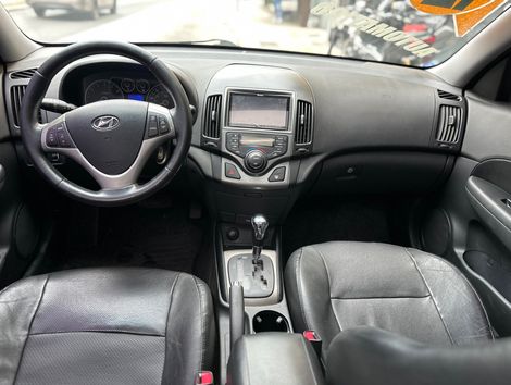 Hyundai i30 2.0 16V 145cv 5p Aut.