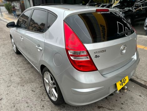 Hyundai i30 2.0 16V 145cv 5p Aut.