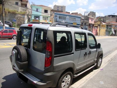 Fiat Doblo Adv. XINGU LOCKER 1.8 Flex 16V 5p