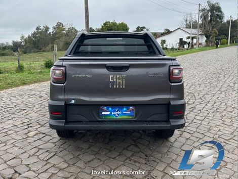 Fiat Strada Volcano 1.3 Flex 8V CD