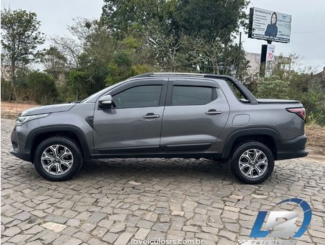 Fiat Strada Volcano 1.3 Flex 8V CD