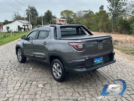 Fiat Strada Volcano 1.3 Flex 8V CD