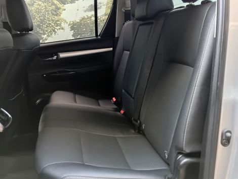 Toyota Hilux CD SRX 4x4 2.8 TDI 16V Diesel Aut.