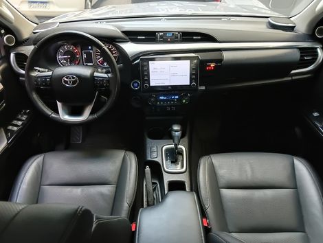Toyota Hilux CD SRX 4x4 2.8 TDI 16V Diesel Aut.