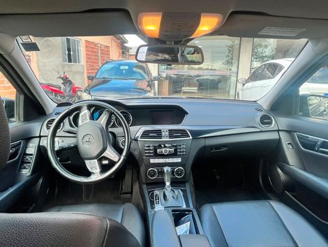 Mercedes C-180 CGI Classic 1.8 16V 156cv Aut.