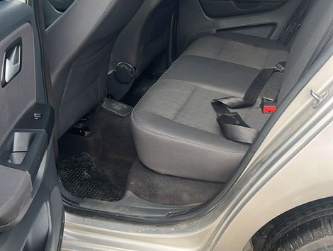 VolksWagen Fox Comfortline 1.0 Flex 12V 5p