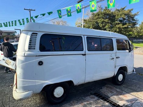 VolksWagen Kombi Lotação 1.6 MPi