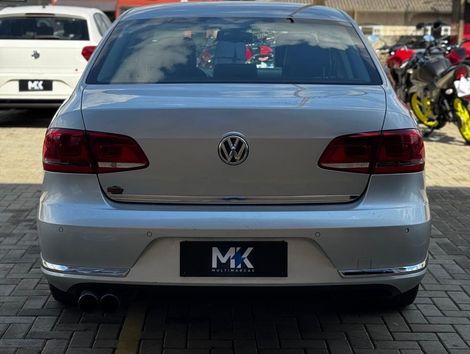 VolksWagen Passat TB 2.0 FSI/TSI 211cv Tiptronic 4p