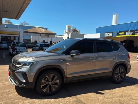 VolksWagen TAOS Launching Ed. 1.4 250 TSI Flex Aut.