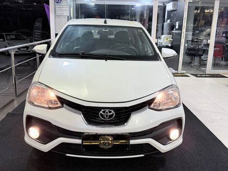Toyota ETIOS PLATINUM Sed. 1.5 Flex 16V 4p Aut.