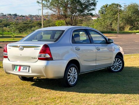 Toyota ETIOS XLS Sedan 1.5 Flex 16V 4p Mec.